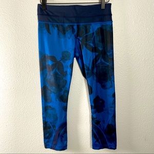 Lululemon Blue Floral Leggings